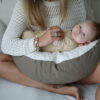 Das ZIRBENBABY-Stillkissen – Bild 9