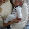 Das ZIRBENBABY-Stillkissen – Bild 6