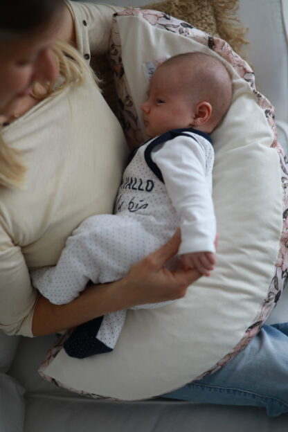 Das ZIRBENBABY-Stillkissen – Bild 6