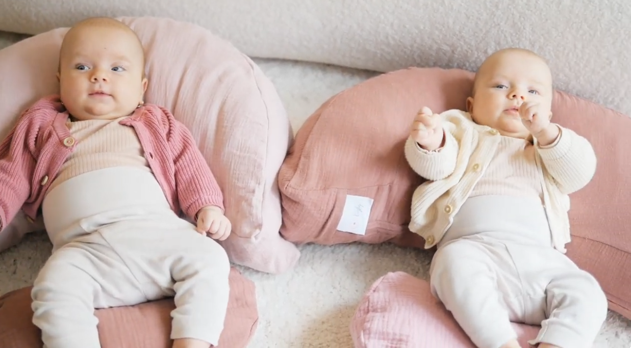 Das ZIRBENBABY-Basis-Stillset für Zwillinge – Bild 3